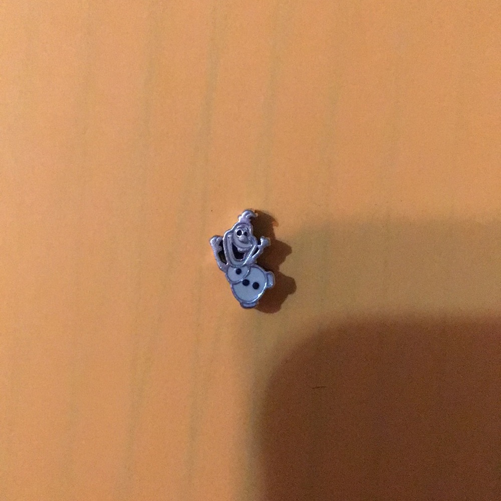 Olaf charm